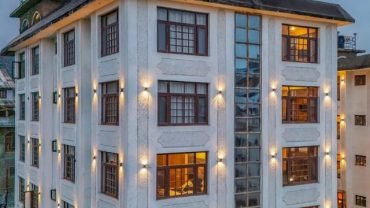 Hotel in Srinagar under 4000