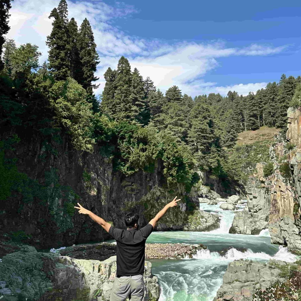 Aharbal Tour Guide (2)