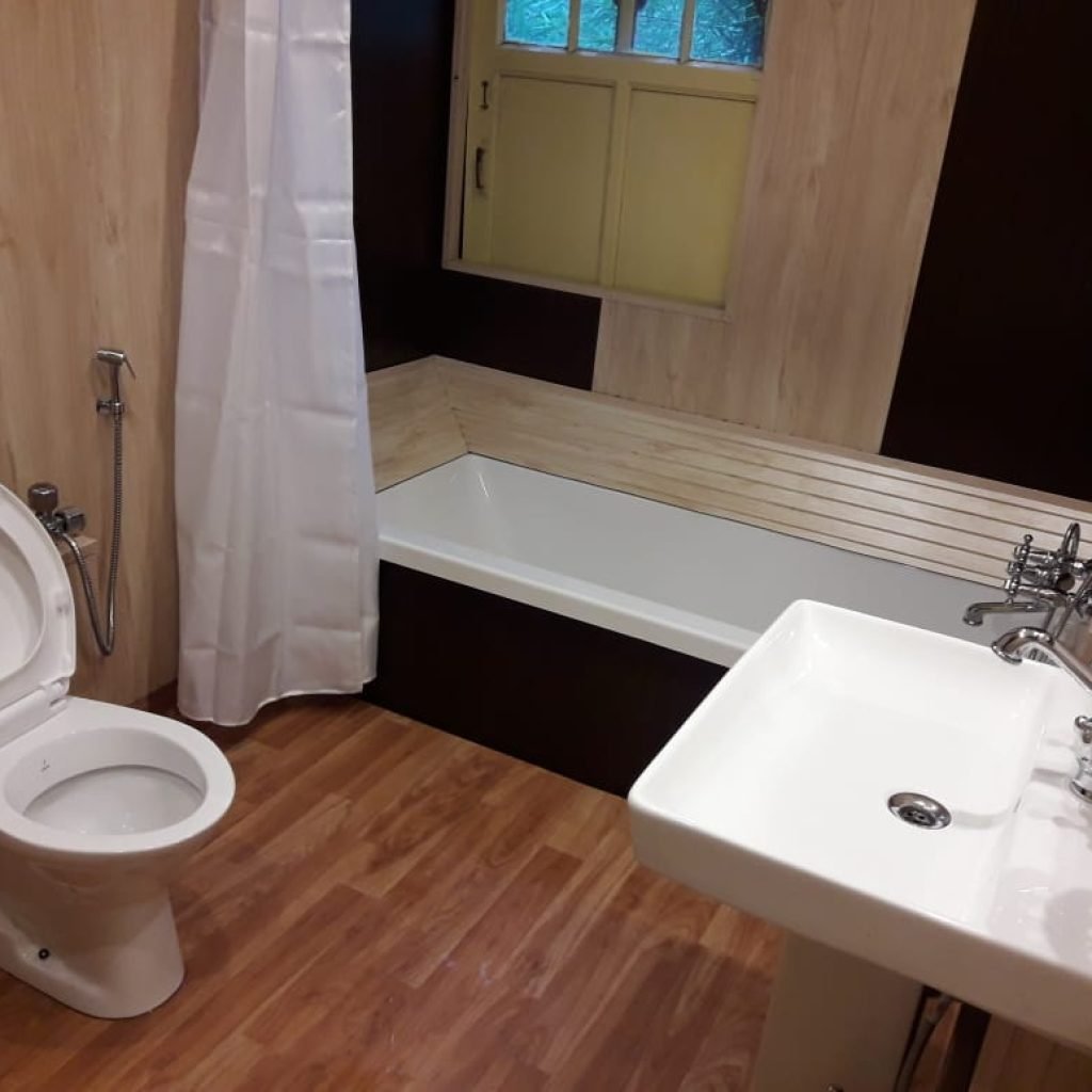 Houseboat photoes (1)