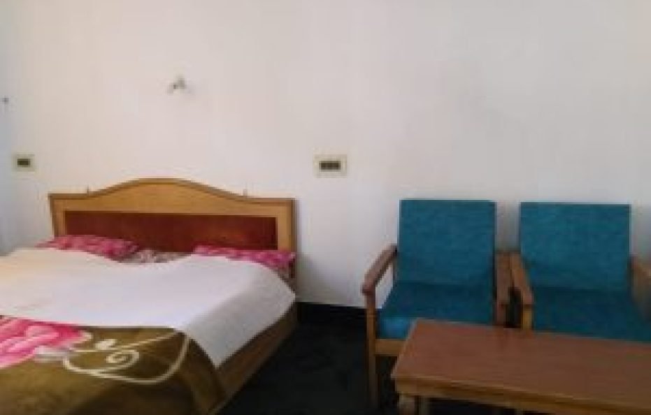 Budget Stay in Srinagar