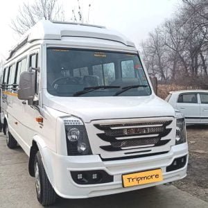 17 Seater Tempo Traveller in Kashmir