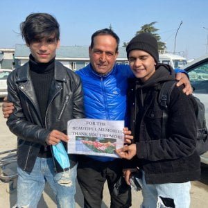 xylo cab service in srinagar