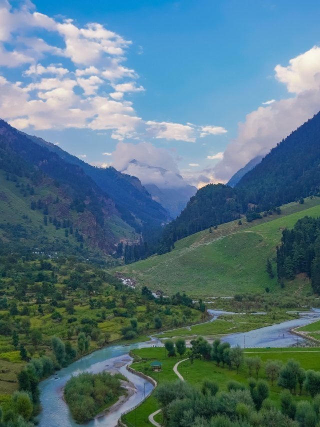 Best Places to Visit in Kashmir