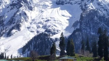 pexels-shahid-sultan-6155700 (1)