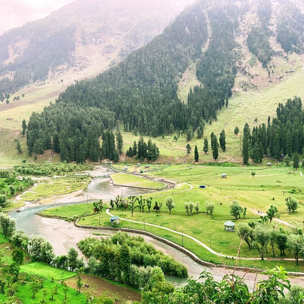 Betaab Valley, Pahalgam (Kashmir)