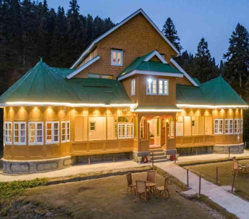 Gulmarg Ski Hill Resort-Book now with Tripmore