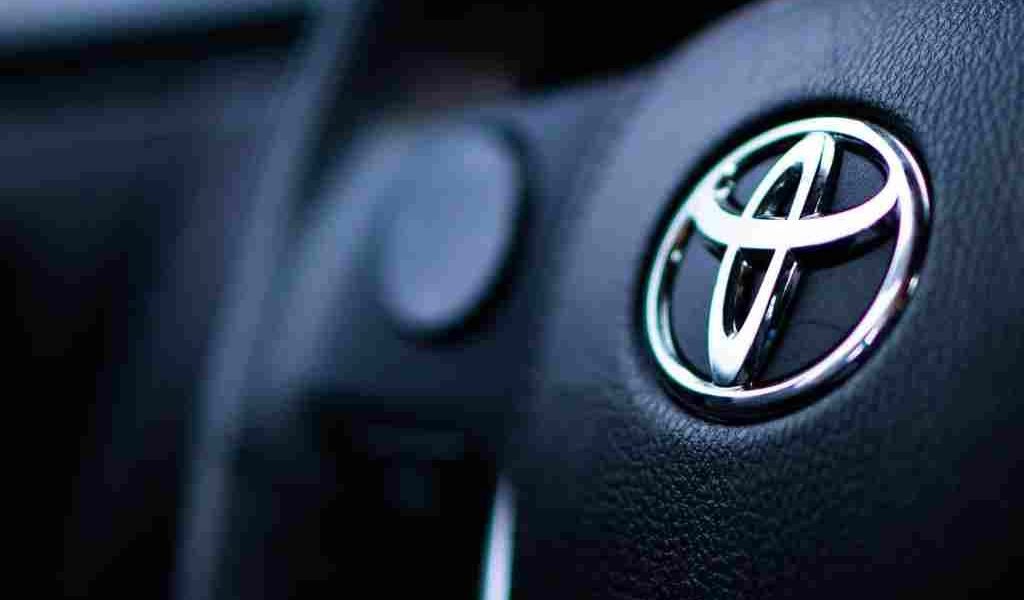 Tripmore Car rental fortuner