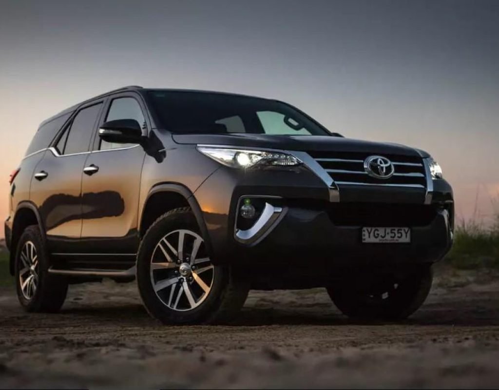 fortuner on rent in kashmir tripmore