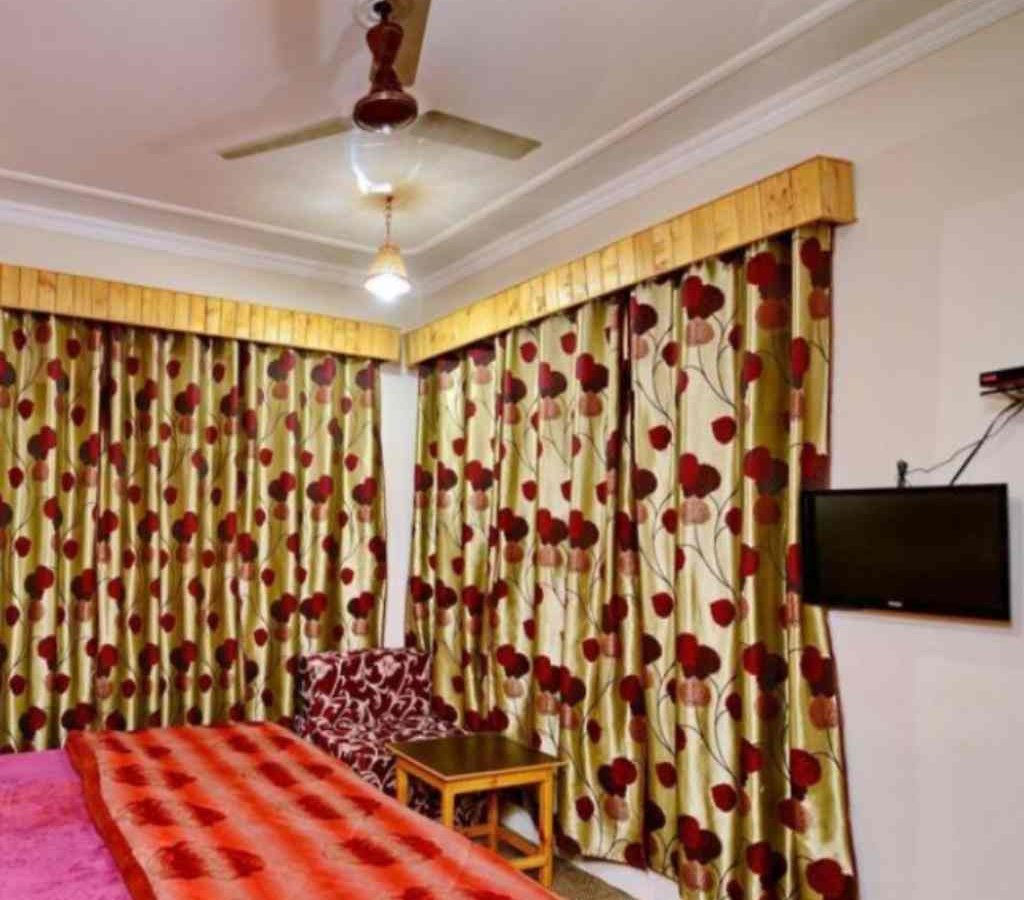 Cheap_hotel_Kashmir