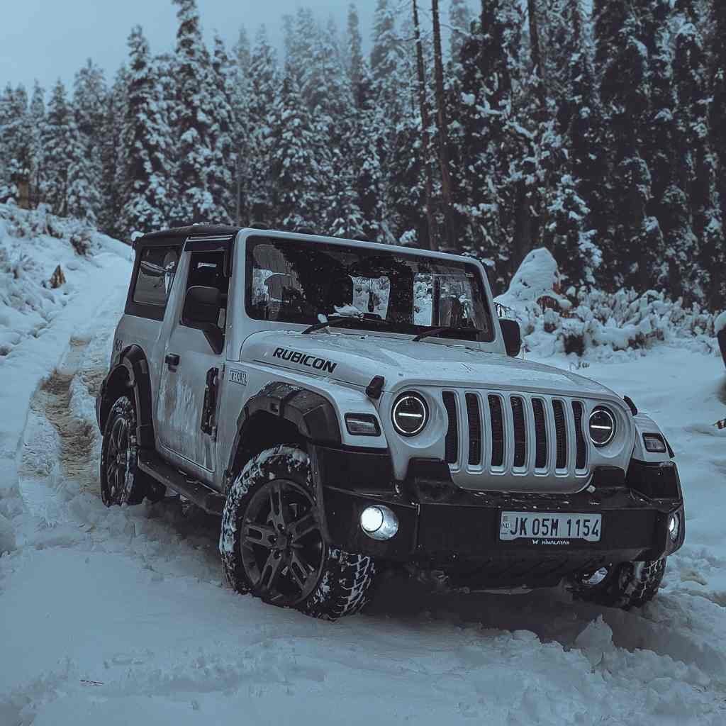 Rent a thar in Kashmir