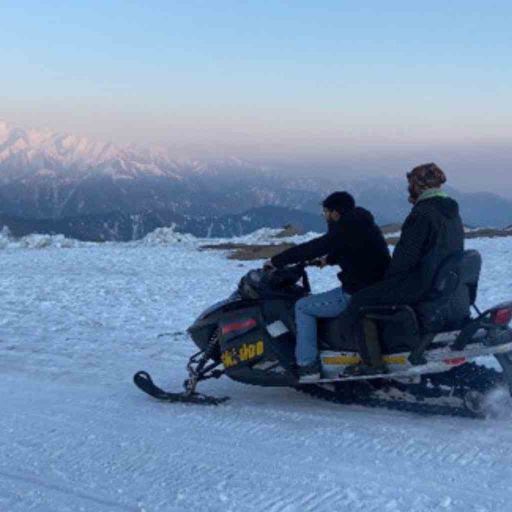 Snow Mobile in Sinthan top