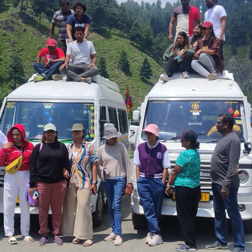 Jammu to Srinagar Tempo Booking Jammu to Srinagar Tempo Booking