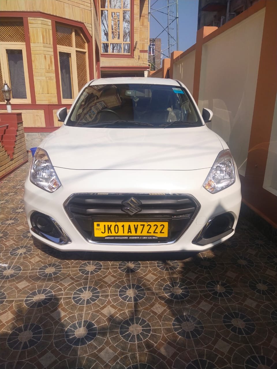 Jammu to Srinagar Taxi Service Tripmore