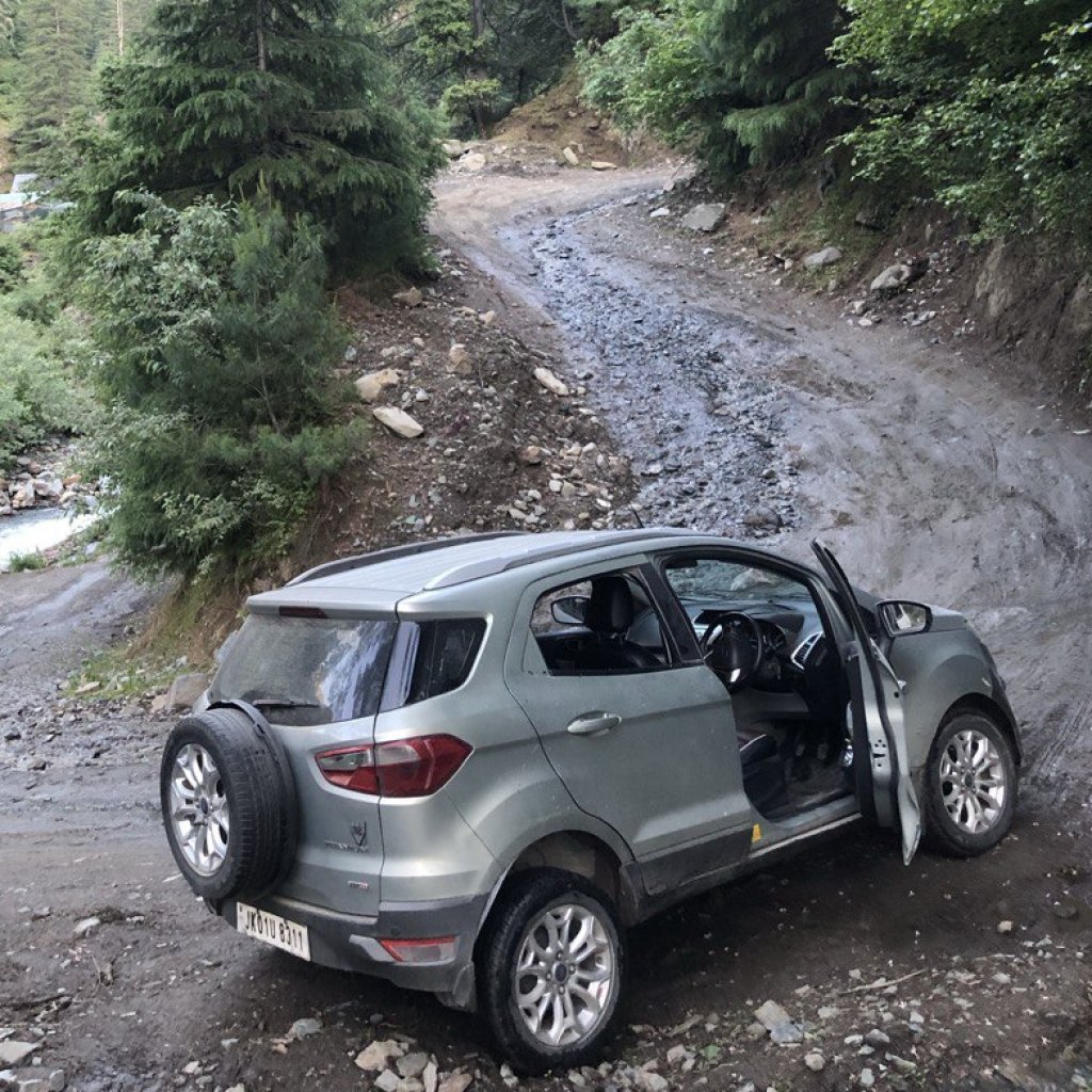 Car cooling down at Karen