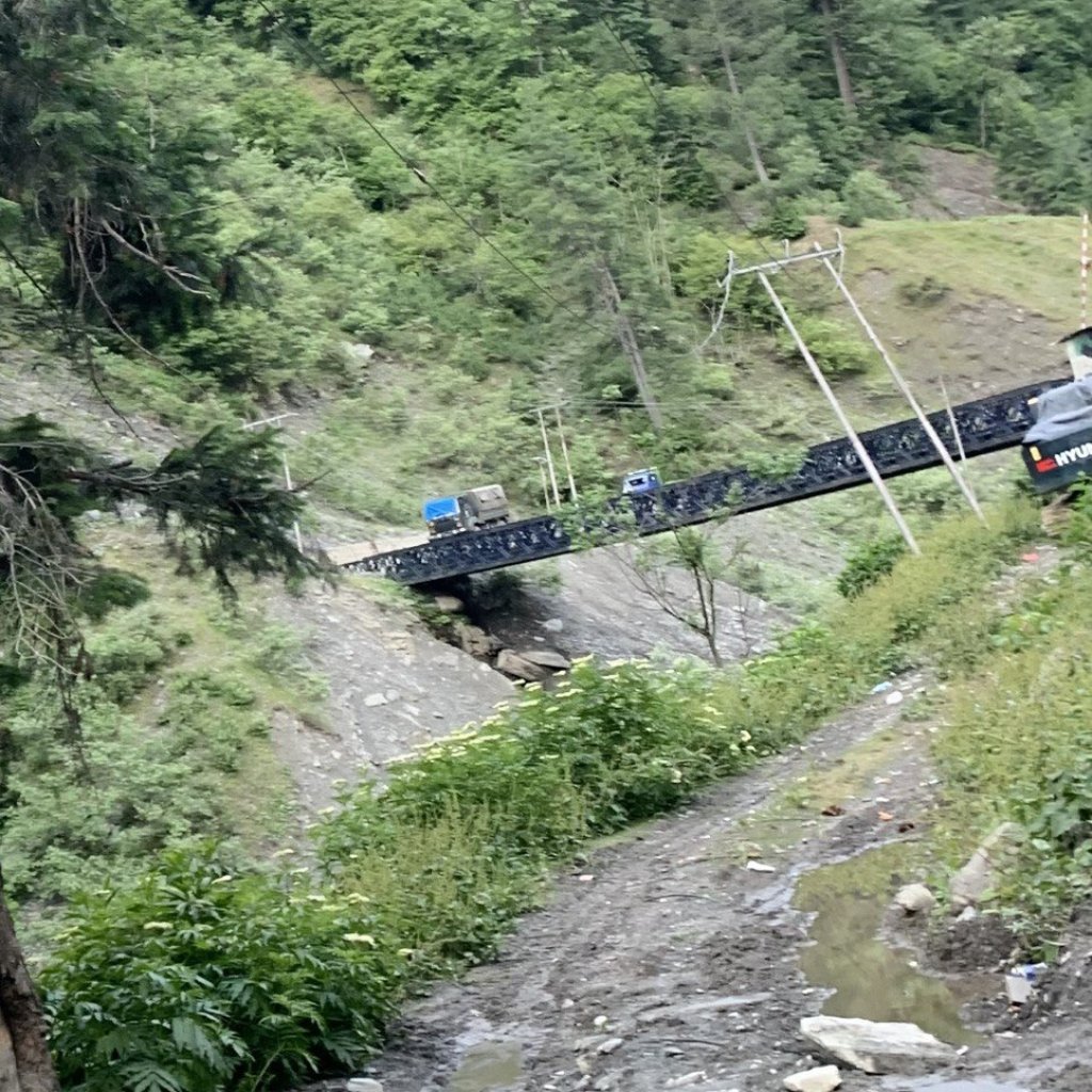 Dead Bridge on the way Keran