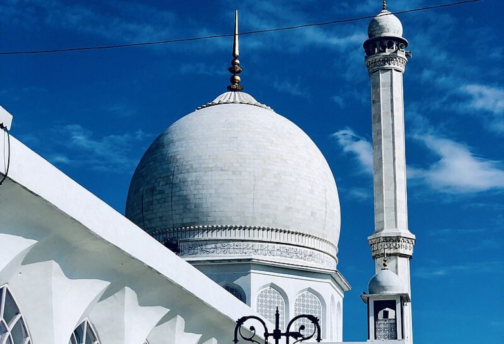 Hazratbal Shrine