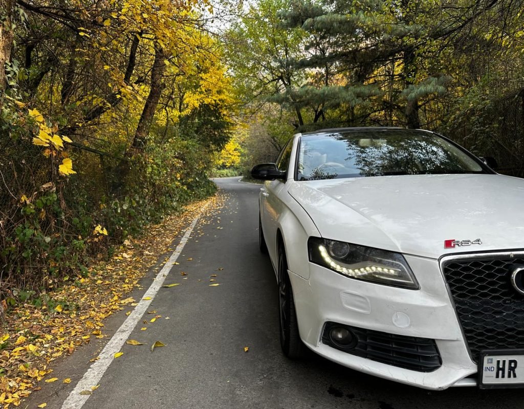 Self Drive Luxury Car on Rent in Srinagar Kashmir (26)