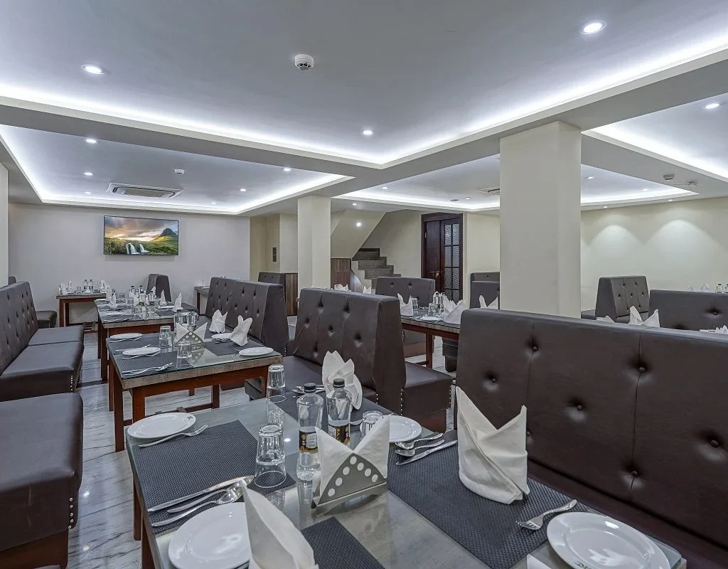 Hotel Aqeeq Tower Dining Hotel Aqeeq Tower Dining