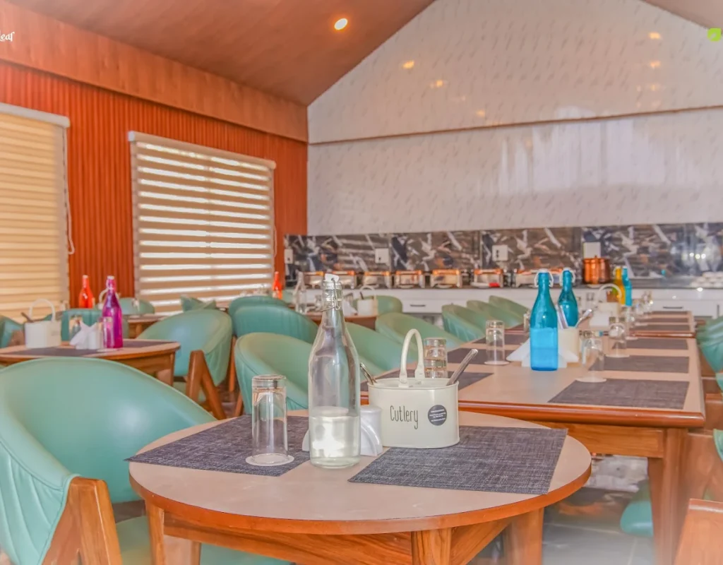 Hotel Hidden Leaf Pahalgam Dining