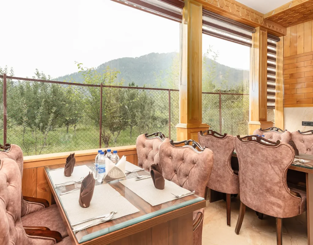 Hotel Molly's Resort Dining