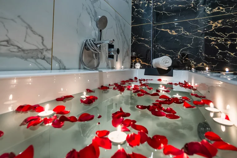 Hotel Namrose Jacuzzi