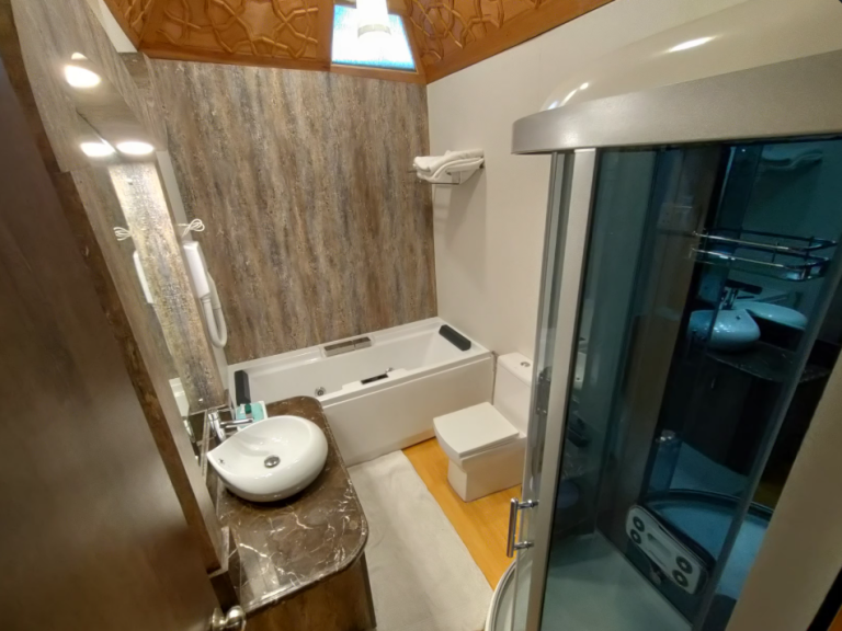 Mughal Sheraton Washroom Mughal Sheraton Washroom