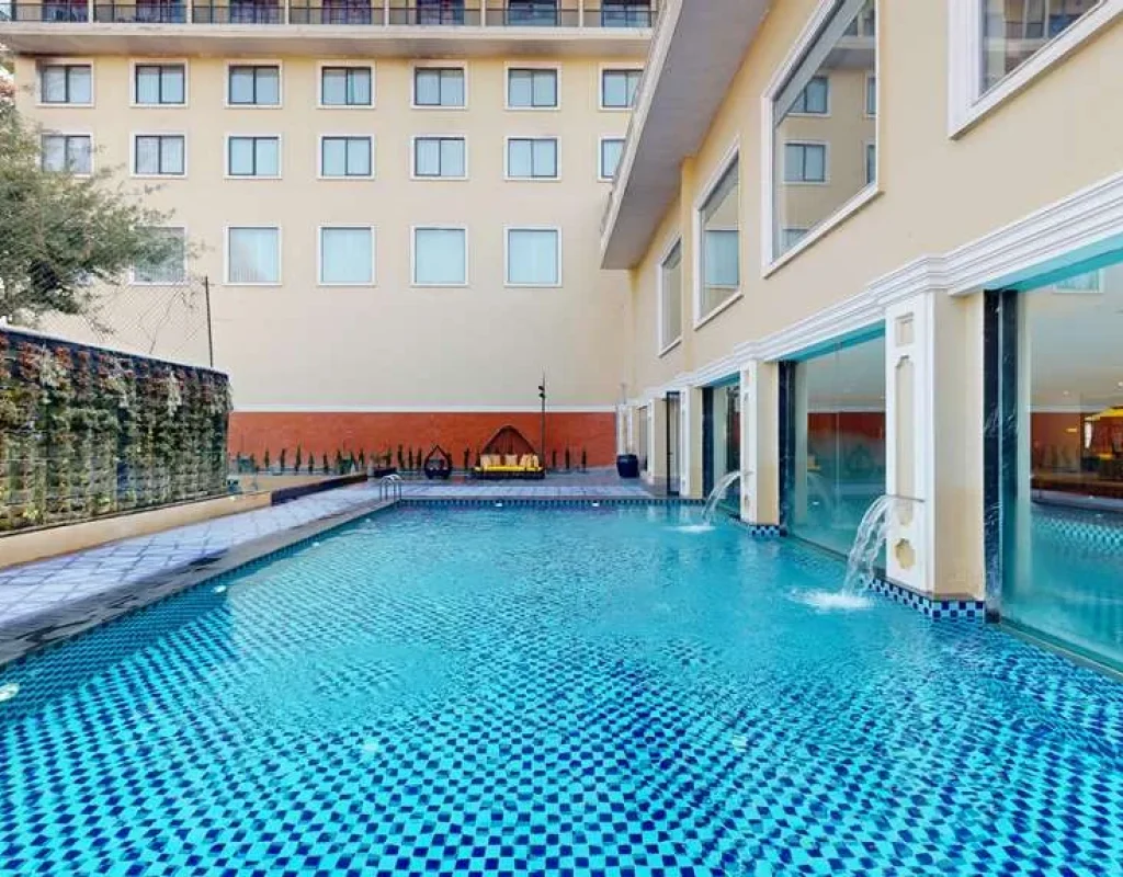 Radisson Hotel Pool Radisson Hotel Pool