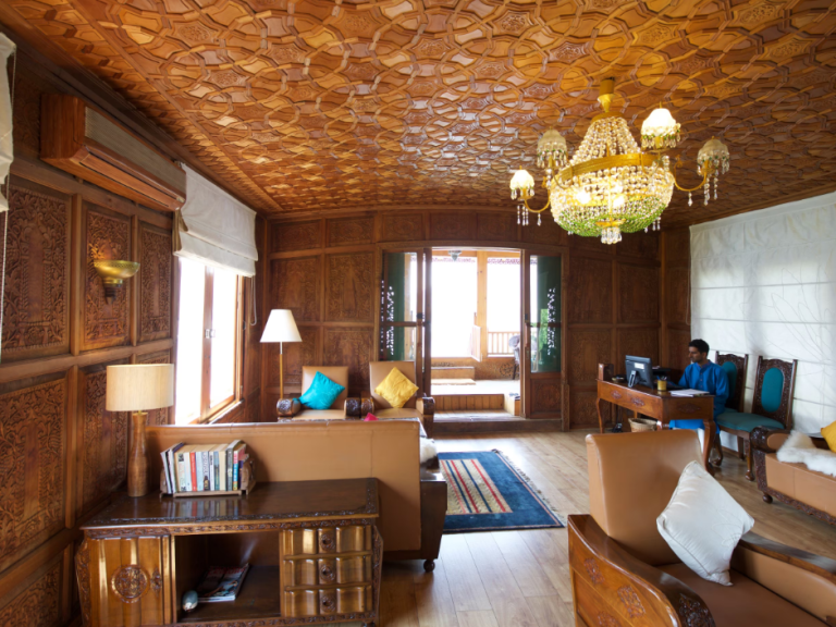 Sukoon Houseboat Living Room Sukoon Houseboat Living Room