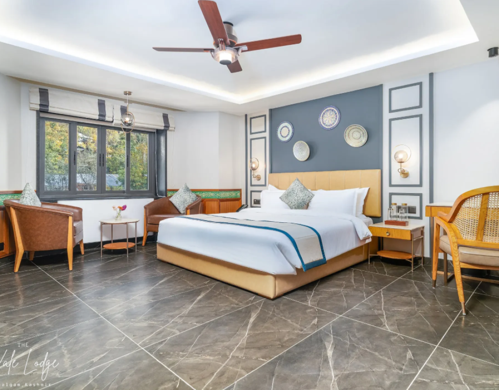 The Vale Lodge Room The Vale Lodge Room