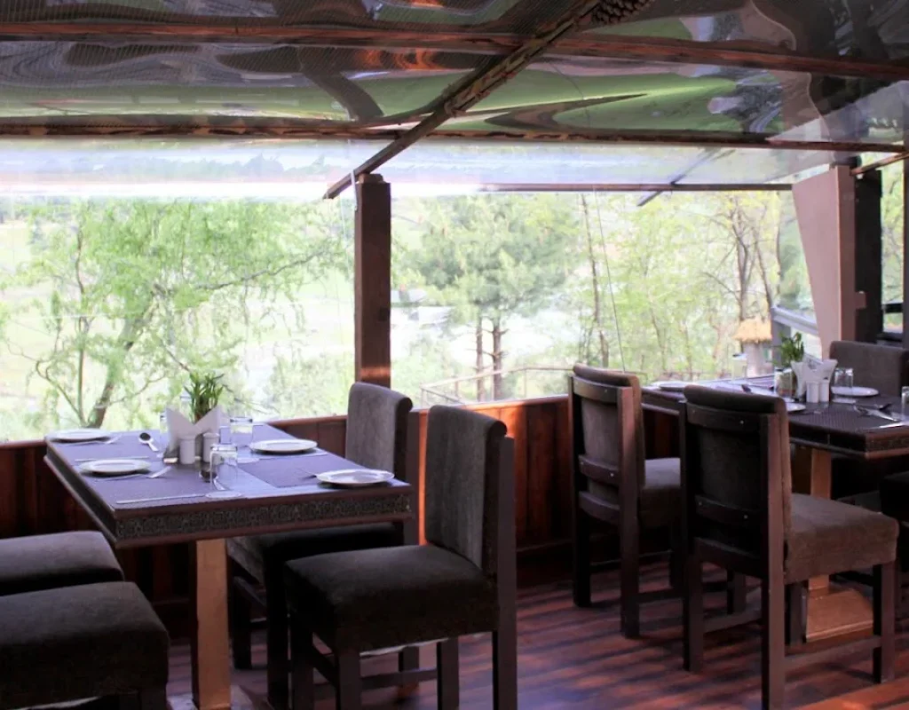 The Villaigo Pahalgam Dining