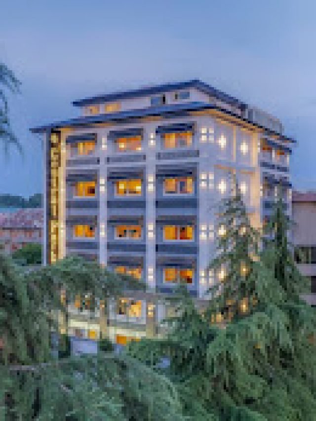 Hotels in Srinagar under  ₹8000