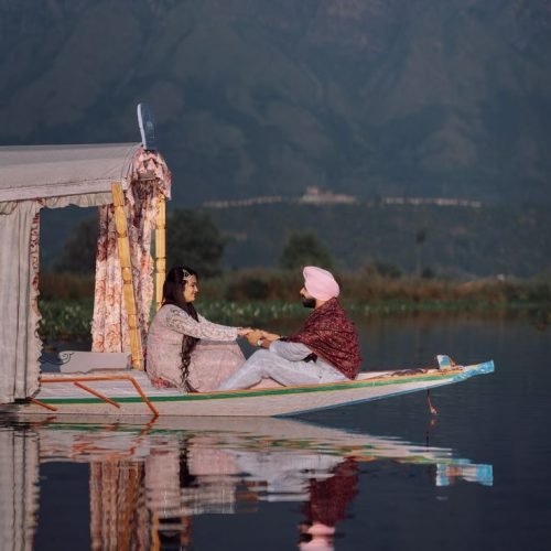Kashmir Honeymoon Package