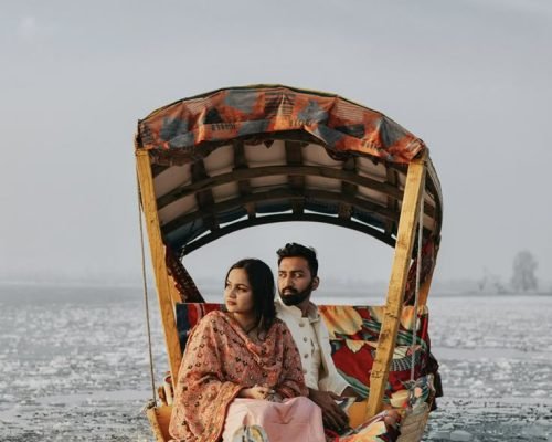 Srinagar Arrival & Sightseeing