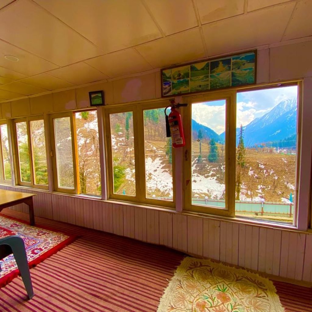 rohella-guest-house-aru-valley