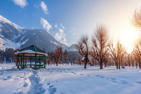 chandanwari-snow