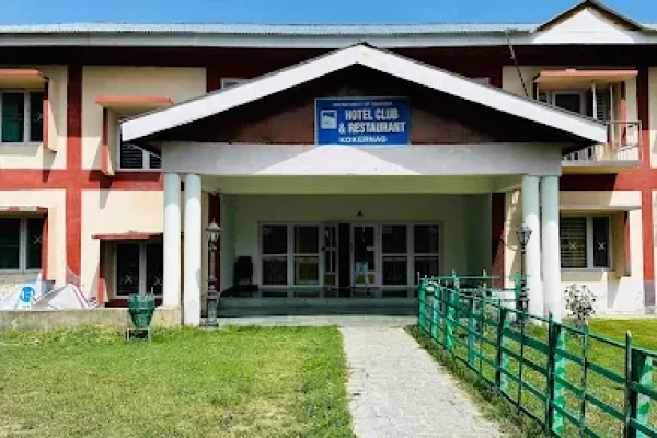 hotel-and-club