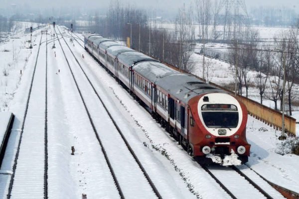 how-to-reach-kahsmir-by-train how-to-reach-kahsmir-by-train